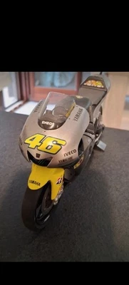Minichamps Valentino Rossi Yamaha Winter Test 2013 - Immagine 1 di 4