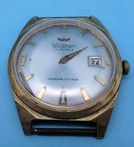 READ Vintage 1960s Waltham 17 Jewel Gold Tone Men's WRIST WATCH Runs NEEDS WORK - Picture 1 of 11