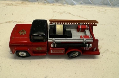 Corgi Diecast Fire Truck - GMC Chicago Firefighter Department #18 No. 18 Red Toy - Image 1 of 4