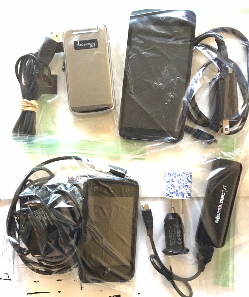 Lot Of 3 Cell Phones And Cell Phone Accessories HUGE BARGAIN!! - Image 1 of 4