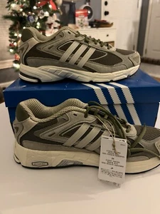 Size 9- adidas Response CL Silver Pebble Focus Olive - Picture 1 of 8