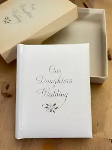 Album fotografico vintage "Il matrimonio di nostra figlia", Williamhouse-Regency, bianco nuovo con scatola - Foto 1 di 8