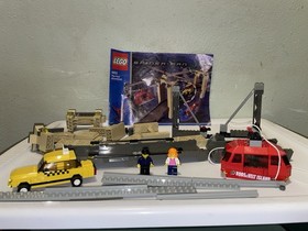 LEGO Spider-Man Vs. Green Goblin The Final Showdown 4852 Incomplete 2 Minifigs