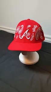 Sombrero Cese and Desist Snapback Red A usado - Imagen 1 de 9