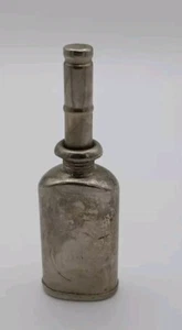WATCHMAKERS LITTLE OIL CAN PIN THUMB OILER MADE USA - Picture 1 of 7