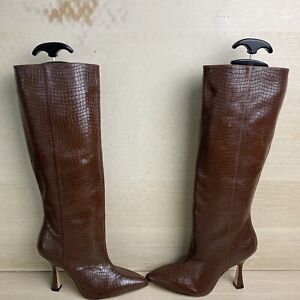 Stuart Weitzman Brown Leather Pointed Toe Pull On High Heel Knee High Boots 6B