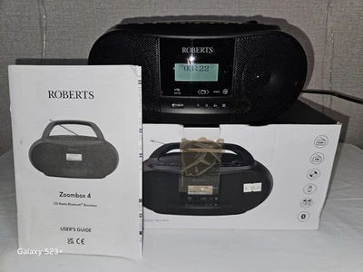 Roberts Zoombox 4 DAB/DAB+/FM/SD/USB Radio mit CD-Player, schwarz NEUWERTIG  - Bild 1 von 4