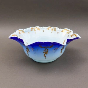 Victoriano Azul Satinado Pintado a Mano Dorado Floral Arte Vidrio Novias Cuenco 10 1/2" - Imagen 1 de 9