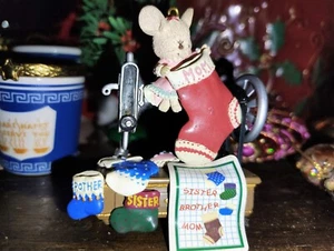 Vintage Mouse on Old Fashioned Sewing Machine Christmas Ornament Matrix Co. - Picture 1 of 2