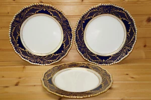 Royal Doulton 2600 Cobalt & Gold, Hand Painted-(3) Luncheon Plates 8¾" (Lot C) - Picture 1 of 10