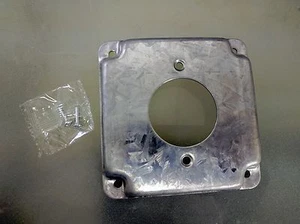 4" Square Electrical Box Metal Cover Power Outlet Receptacle 1.730" Twist Lock - Picture 1 of 1