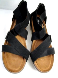 Sofft Euro Soft Size 11 Women's Black Strappy Sandals - Picture 1 of 17