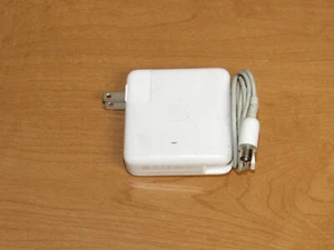 Genuine Apple 45W Portable Power Adapter for iBook G4 - A1036 - READ DESCRIPTION - Picture 1 of 5