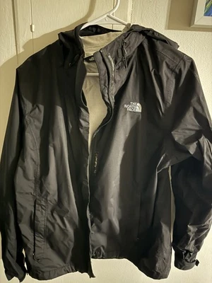 Chaqueta de lluvia con capucha para mujer North Face L Foto 1 de 3