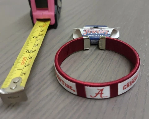 Officially Licensed Alabama Crimson Tide NCAA Logo Spirit Bracelet Red Cover