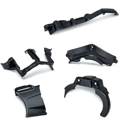 Kit de acento de cubierta de motor Kuryakyn negro de 5 piezas 18-Up Softail Milwaukee-8 M8 Foto 1 de 4