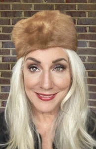Womens Blonde Fur Hat Vintage George's Furs Bethlehem PA  M Head 1960s 22" - Picture 1 of 5