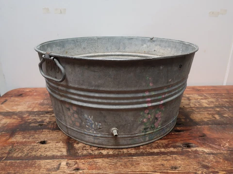 Vintage Galvanized Metal Garden Herb Bucket with Handle 22" x 22" x 10.75" Cover
