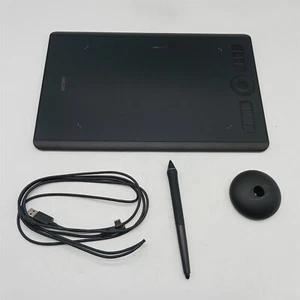 Wacom PTH660 Intuos Pro Graphic Tablet - Afbeelding 1 van 3