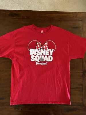 Camiseta roja para mujer Disneyland Parks Squad Minnie Mouse XL Bonus Mickey Tee Foto 1 de 4