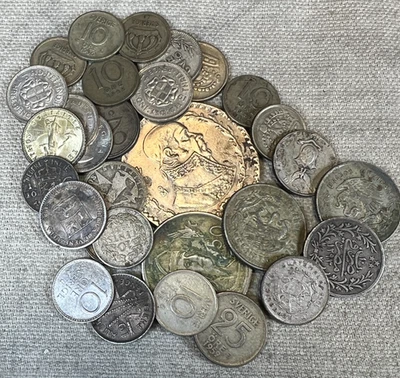 30 x Small World Foreign SILVER coins Mixed Variety group lot! Nice Collection! - Image 1 of 3