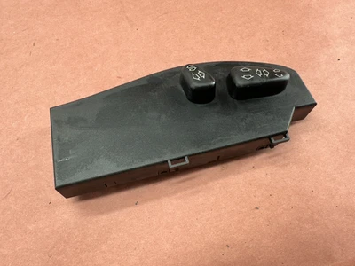 BMW E46 330CI E64 M6 Front Right Seat Adjustment Control Switch OEM 137K Miles - Image 1 of 4
