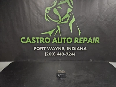 Headlight Switch Fits 2002-2004 Ford F-250 F-350 F-450 F-550 Super Duty - Image 1 of 3