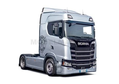 ITALERI 3971 1/24 Scania S770 4x2 Normal Roof "Grey Cab" - Immagine 1 di 4