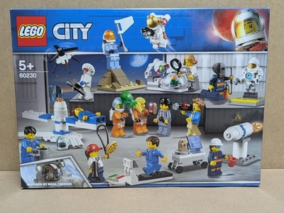 New LEGO CITY: People Pack - Space Research and Development (60230) - Image 1 of 2