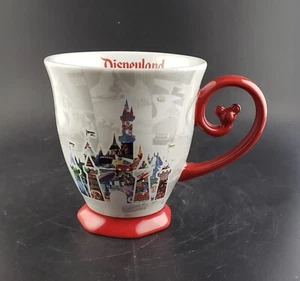 Tazza caffè Disneyland Park "Let the Memories Begin" manico pergamena rossa e castello - Foto 1 di 8