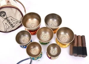 Natural Singing Bowl Set of 7 - Seven Chakra Design Bowls Set - Tingsha -Nepal - Picture 1 of 5