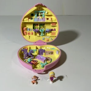 Polly Pocket 1994 Perfect Playroom Compact Incomplete Missing Figure - Bild 1 von 6