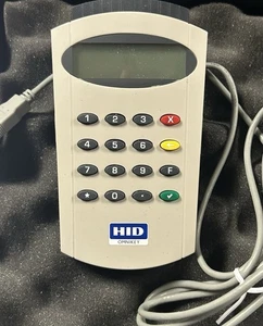 Czytnik kart inteligentnych HID Omnikey 3821 R38210012-1 z podkładką pin i wyświetlaczem - Zdjęcie 1 z 2