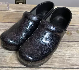 Dansko Professional Quartz Women's Clogs Mules Nursing Shoes Purple 39 US 8.5 9 - Picture 1 of 10