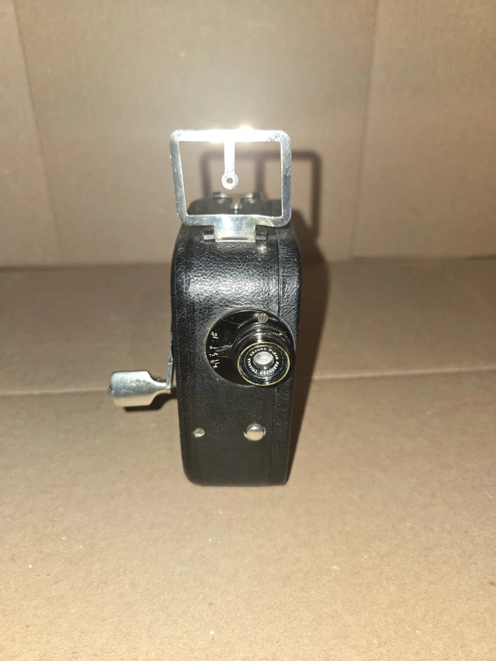 Cámara de película de manivela Pathex Constinsouza Paris con Trianar Krauss  Foto 1 de 4