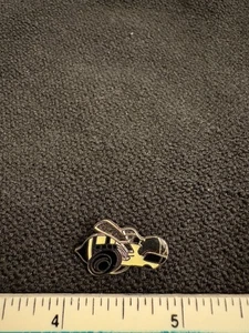 SUPER-BEE hat pin tie tac lapel pin hatpin - Picture 1 of 3