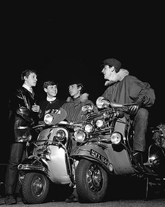 The Mods 10" x 8" Photograph no 40 - Picture 1 of 1