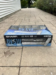 Brand New Open Box Sharp DV-S1U DVD/CD Player - Picture 1 of 3