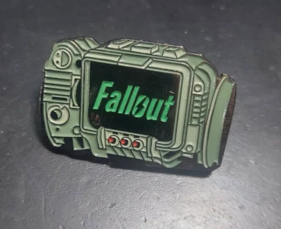 Fallout Pin Pip Boy - Image 1 of 2