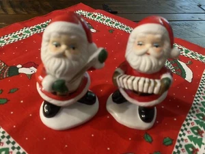 Set Of 2 VTG Ceramic Frankel Santa Figures Playing Banjo & Accordion Christmas - Picture 1 of 4