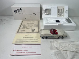Danbury Mint 1961 Chevrolet Corvette Ermine White 1:24 Diecast Scale With Box - Picture 1 of 23