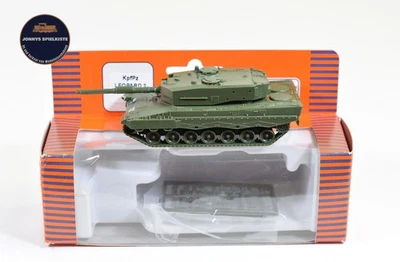 Roco Minitanks 1:87 - Kampfpanzer Leopard 2 - Art. 329 - AP 31 - Bild 1 von 2