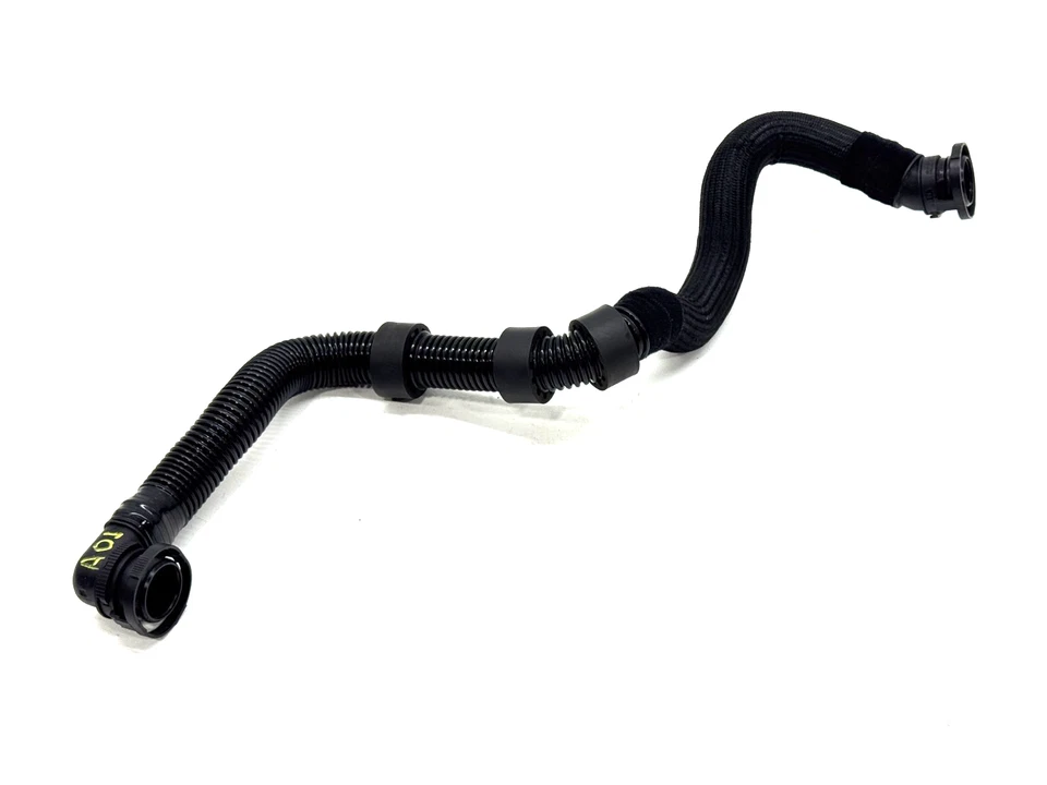 Manguera de bomba de aire secundaria AUDI A3 QUATTRO 2.0T 2015-2020 OEM 5Q0131149F Foto 1 de 4