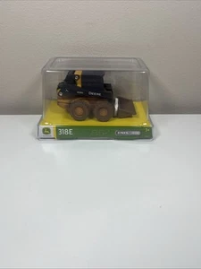 Ertl John Deere Skid Steer Model 318E Diecast B17 (B) - Picture 1 of 4