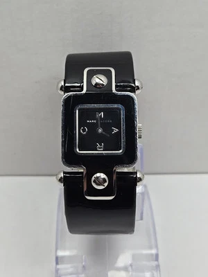 Reloj brazalete de cuarzo negro Marc Jacobs vintage para mujer cuero plateado batería nueva Foto 1 de 4
