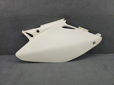 01-07 HONDA CR125R CR250R PLACA DE MATRÍCULA TRASERA DERECHA PANEL DE CUBIERTA FABRICANTE DE EQUIPOS ORIGINALES USADO EN MUY BUEN ESTADO Foto 1 de 4