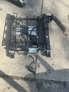1996 - 2014 Chevy Express Van Power Seat Track Passenger Side front RH savana - Foto 1 di 11