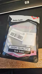 Apple MFi Certified Lightning/USB-C to SD Card Reader - Picture 1 of 3