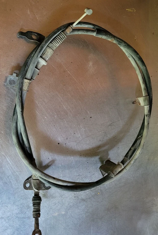 Cable de freno de estacionamiento de emergencia Lincoln MKX 2007-2010 lado derecho del pasajero Foto 1 de 4