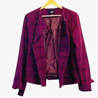 Mossimo Woman's Wool Blend Coat Size XL Modern Lined Office Holiday Xmas - Image 1 of 4